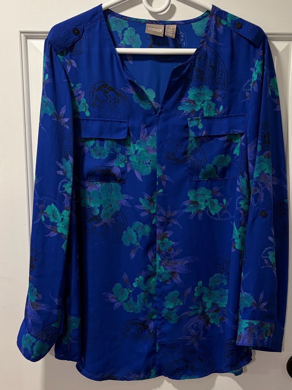 Chico's Royal Blue and Teal Flower Printed Top - Size 1 (Medium)